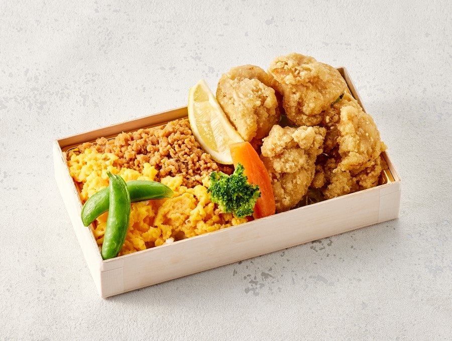唐揚げ鶏そぼろ弁当