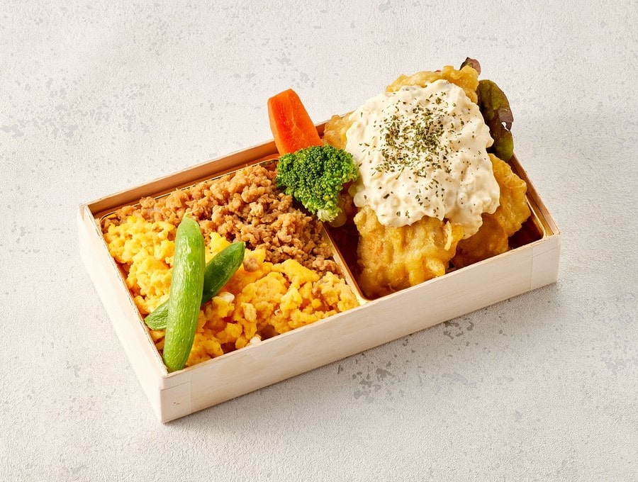 チキン南蛮鶏そぼろ弁当