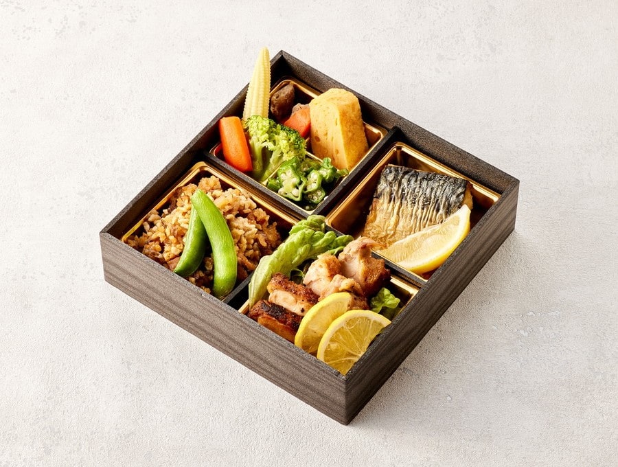 コーチン炊き込みご飯＆鶏レモン焼き